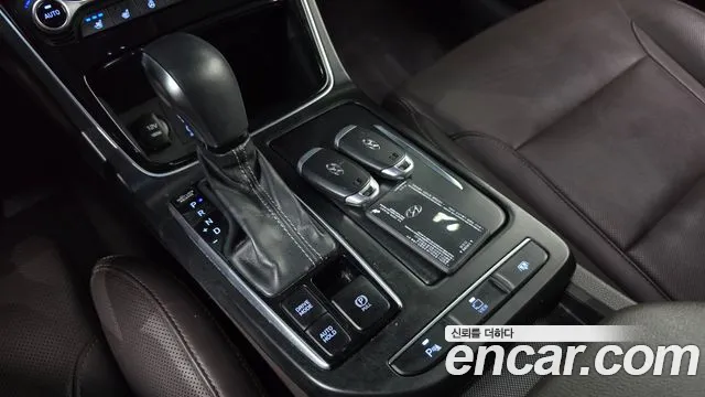 Hyundai Grandeur 2017 thumb 9