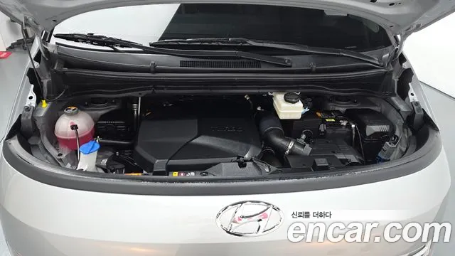 Hyundai Staria 2022 thumb 6