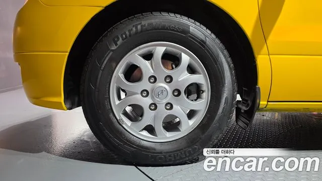 Hyundai Starex 2013 thumb 5