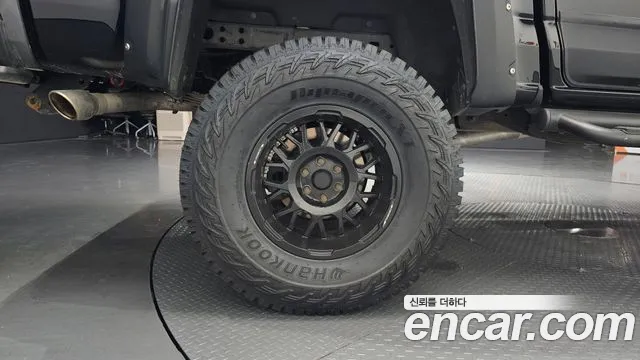 ChevroletGMDaewoo Colorado 2021 thumb 5