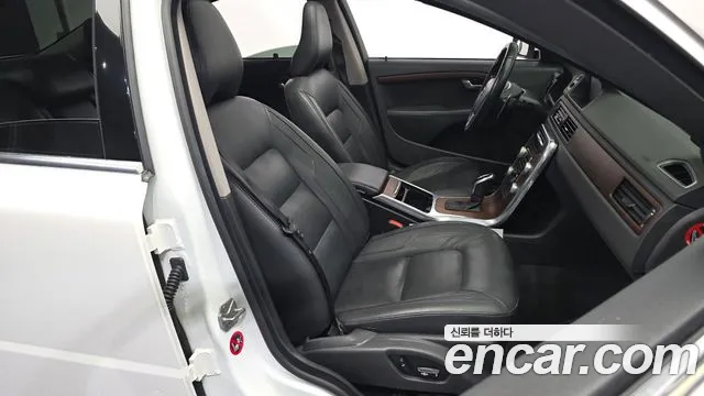 Volvo S80 2014 thumb 11
