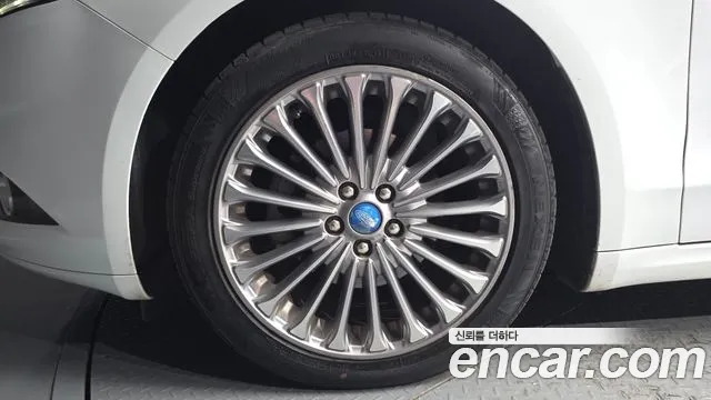 Ford Mondeo 2016 thumb 5