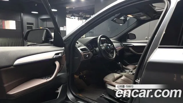 BMW X1 2022 thumb 10