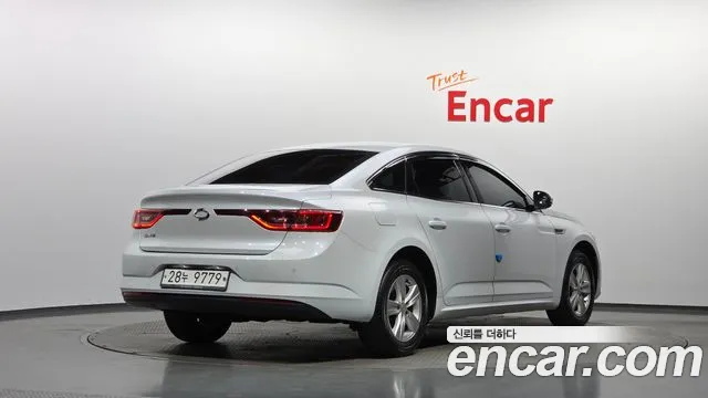 Renault-KoreaSamsung Megane 2019 thumb 2