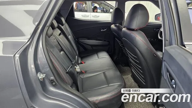 KG_Mobility_Ssangyong TIBOLI 2017 thumb 12