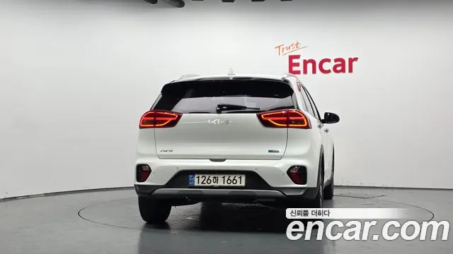 Kia Niro 2021 thumb 3