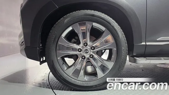 KG_Mobility_Ssangyong Rexton 2023 thumb 5