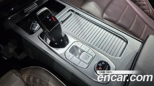 KG_Mobility_Ssangyong Rexton 2023 thumb 9