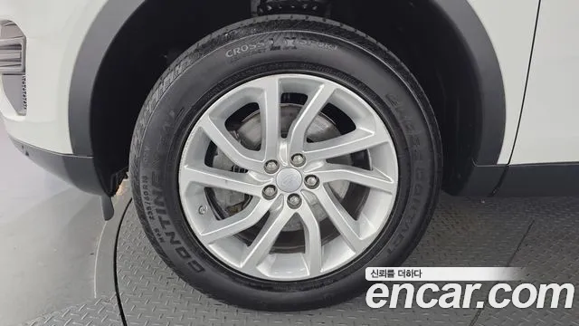 Land Rover Discovery Sport 2018 thumb 5