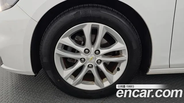 ChevroletGMDaewoo Malibu 2016 thumb 5