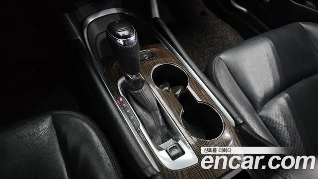 ChevroletGMDaewoo Malibu 2016 thumb 9