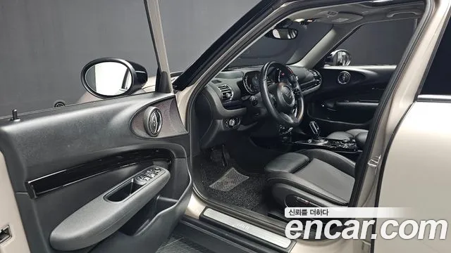 MINI Clubman 2021 thumb 10
