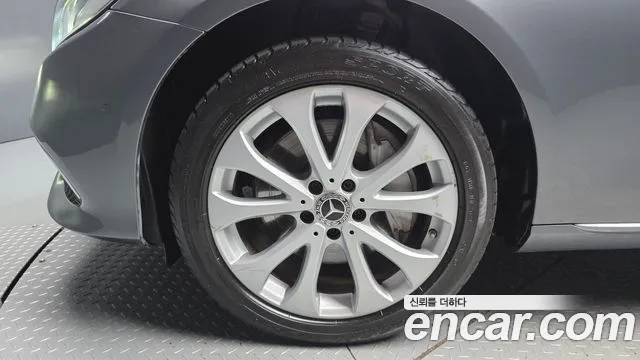 Mercedes-Benz E-Класс 2018 thumb 5