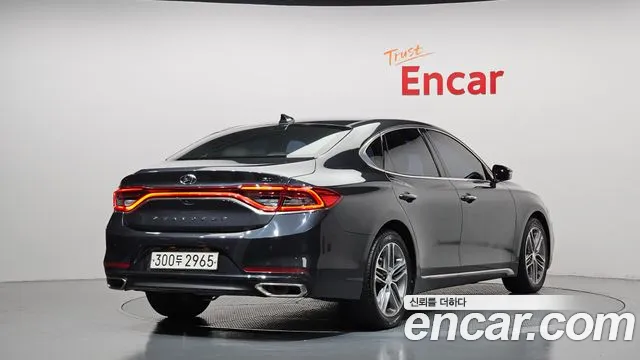 Hyundai Grandeur 2017 thumb 2
