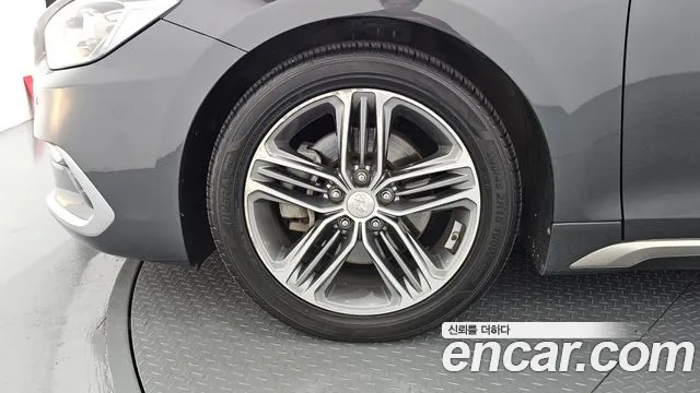 Hyundai Grandeur 2017 thumb 5