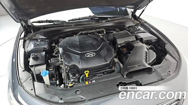 Hyundai Grandeur 2017 thumb 6