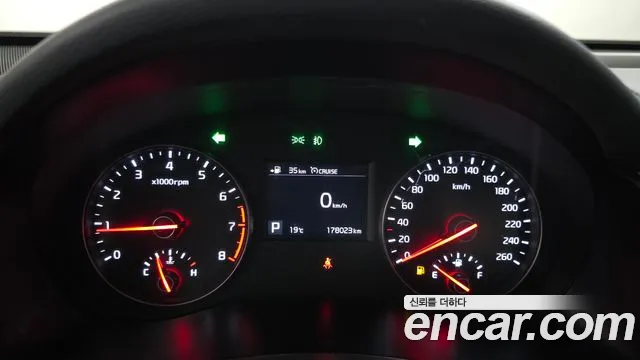 Kia K7 2017 thumb 8