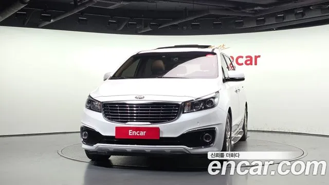 Kia Carnival 2015 thumb 3