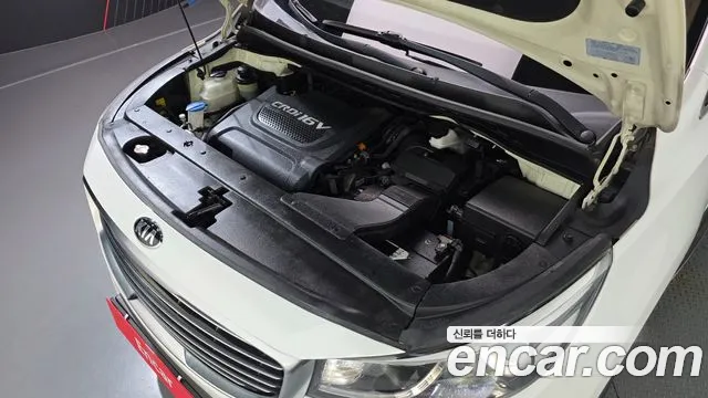 Kia Carnival 2015 thumb 6