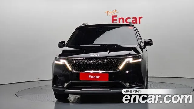 Kia Carnival 2023 thumb 3