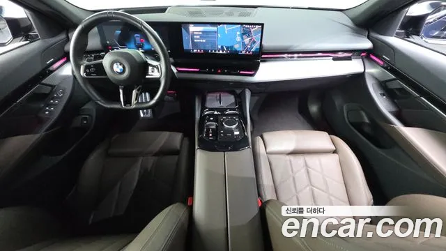 BMW 5-Series 2024 thumb 7
