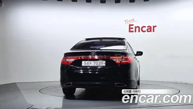 Hyundai Grandeur 2013 thumb 4