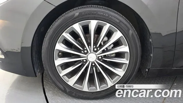 Hyundai Grandeur 2013 thumb 5