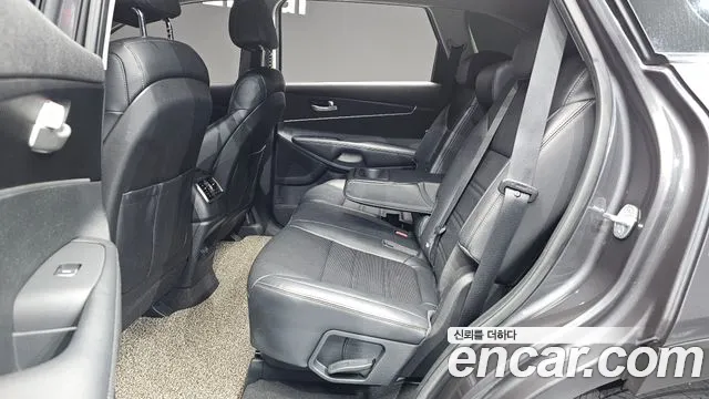 Kia Sorento 2015 thumb 11
