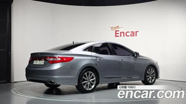 Hyundai Grandeur 2015 thumb 2