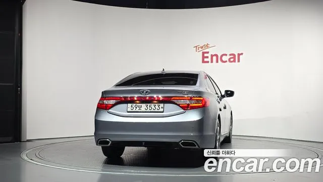 Hyundai Grandeur 2015 thumb 4