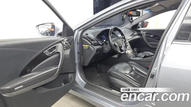 Hyundai Grandeur 2015 thumb 10