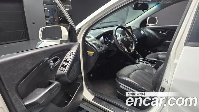 Hyundai Tucson 2012 thumb 10