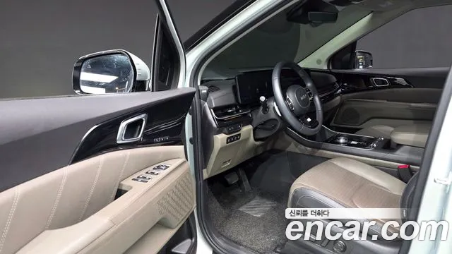 Kia Carnival 2024 thumb 10