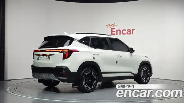 Kia Seltos 2022 thumb 2