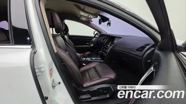 Renault-KoreaSamsung Latitude 2013 thumb 10