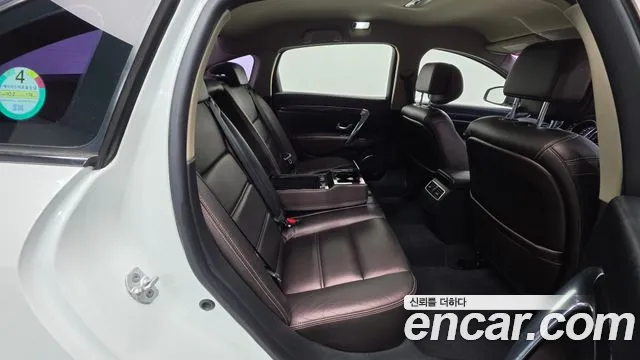Renault-KoreaSamsung Latitude 2013 thumb 11