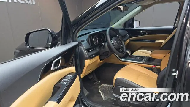 Kia Carnival 2022 thumb 10