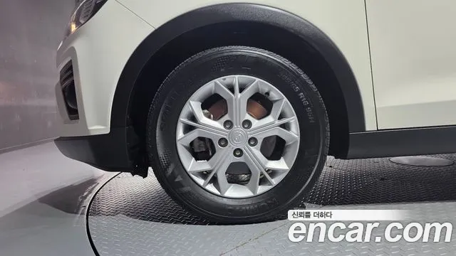 KG_Mobility_Ssangyong TIBOLI 2020 thumb 5