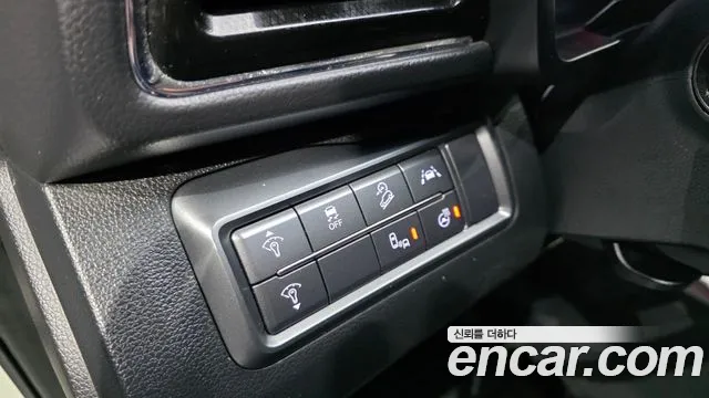 KG_Mobility_Ssangyong TIBOLI 2020 thumb 12
