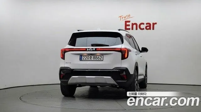 Kia Seltos 2023 thumb 4
