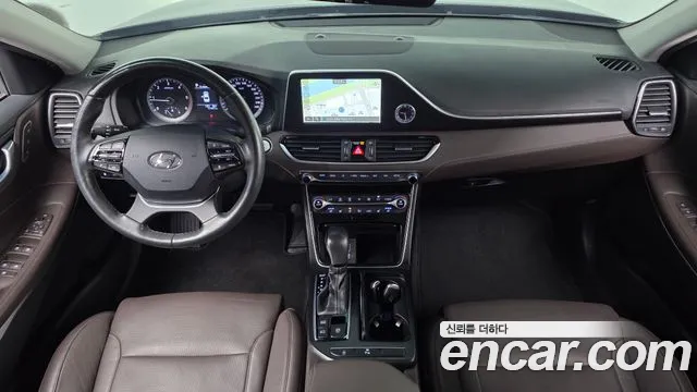 Hyundai Grandeur 2017 thumb 6