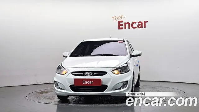Hyundai Accent 2013 thumb 3
