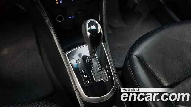 Hyundai Accent 2013 thumb 9