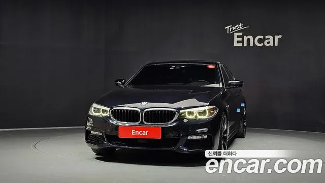 BMW 5-Series 2017 thumb 3