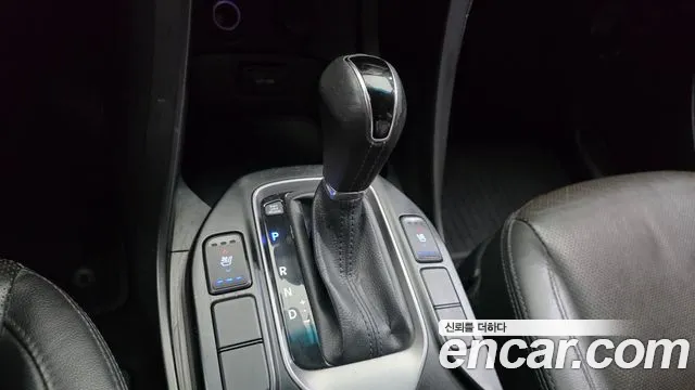 Hyundai Santa Fe 2014 thumb 9