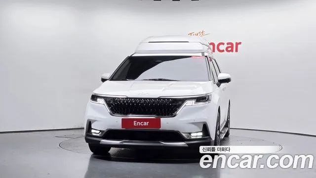 Kia Carnival 2023 thumb 2