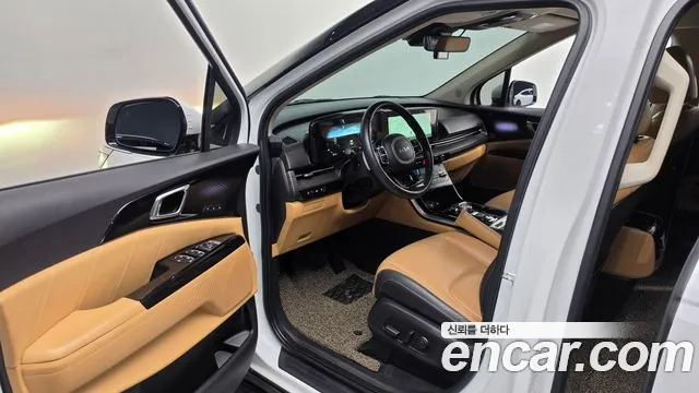 Kia Carnival 2023 thumb 9