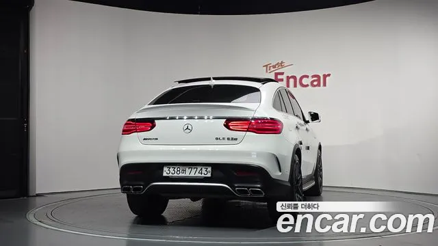 Mercedes-Benz GLE 2019 thumb 4