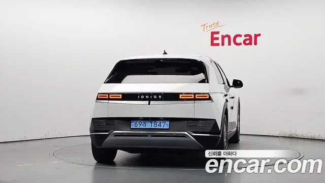 Hyundai IONIQ 5 2021 thumb 4