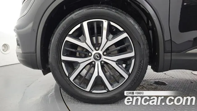 Renault-KoreaSamsung Koleos 2020 thumb 5